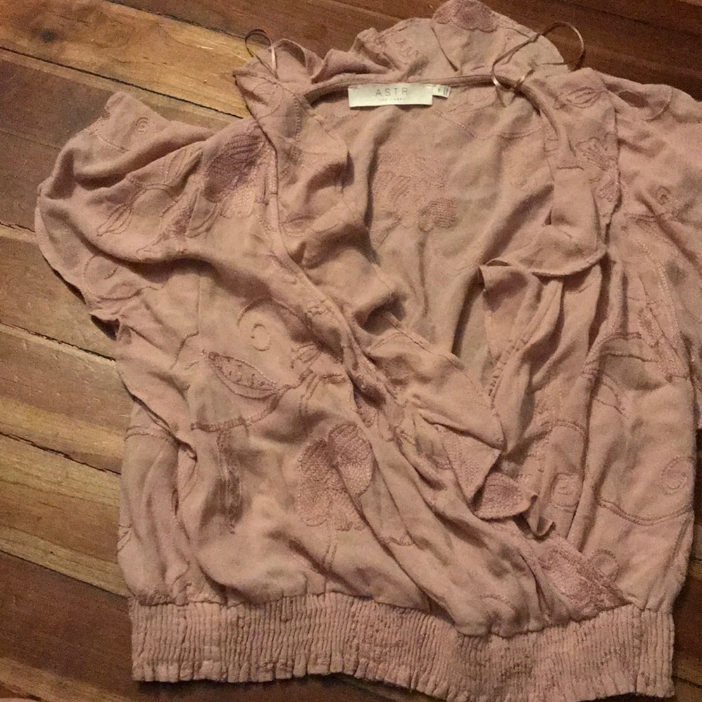 Blush cropped blouse with embroidery